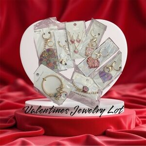 VALENTINE JEWELRY LOT